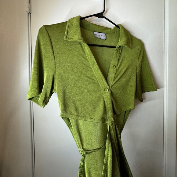 Runaway Claudia Mini Collared Button Front Waist Cut Out Grass Green Dress 6 - Picture 4 of 16
